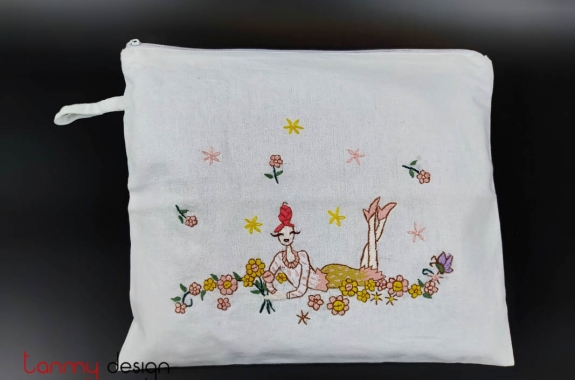 Wet laundry bag with girl embroidery